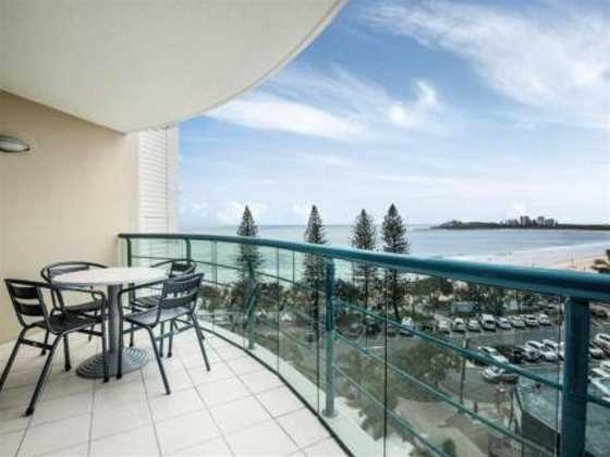 Beachside Mooloolaba Apartment with a View!