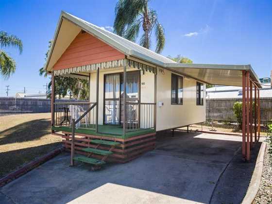 Townsville Lakes Holiday Park