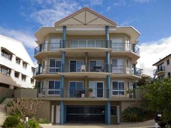 Pacific Waves Apartments