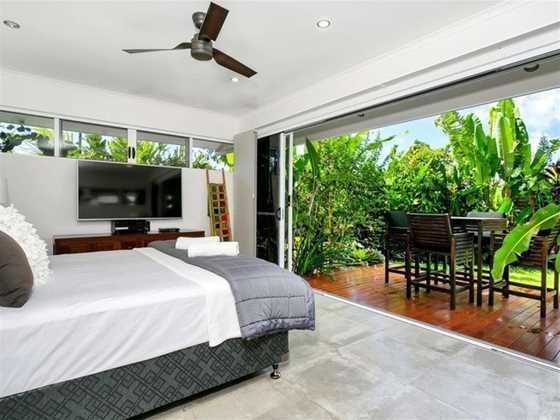 Coral Edge - Luxury Retreat
