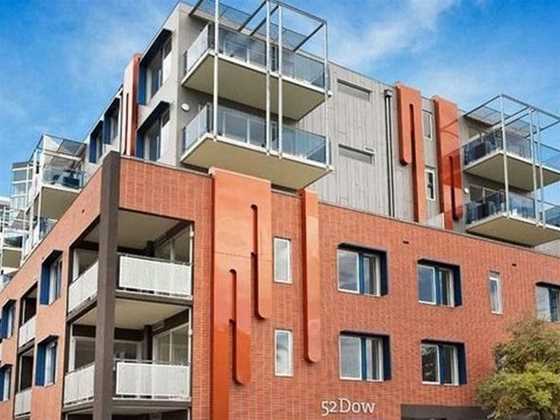 Boutique Stays -Zinc 401, Apartment, Port Melbourne