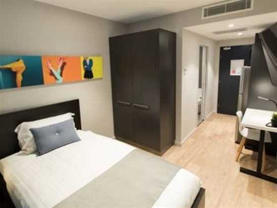 Studio 8 Residences - Adults Only