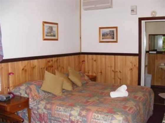 Cedar Lodge Cabins