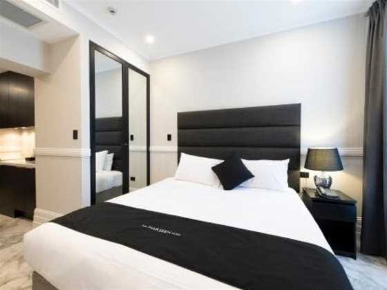Holiday Inn & Suites - Parramatta Marsden Street, an IHG Hotel