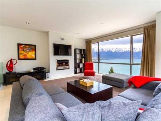 Pristine Vista - Queenstown Holiday House