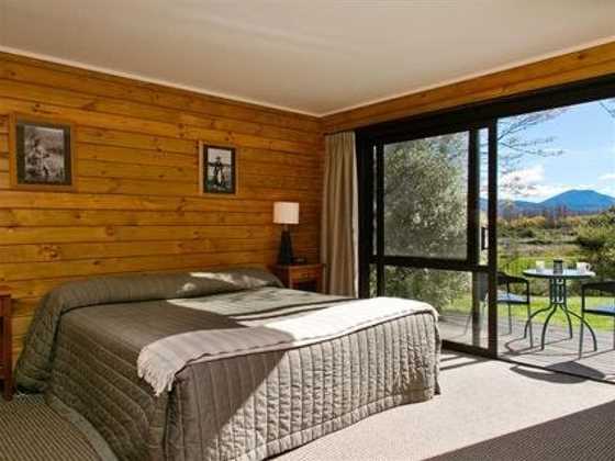 Tongariro Lodge