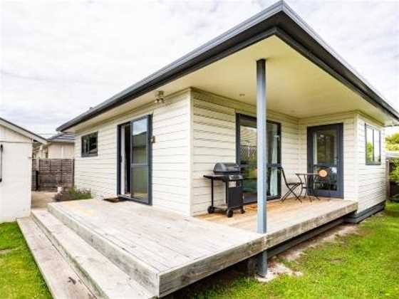Comfy Villa - Christchurch Holiday Homes