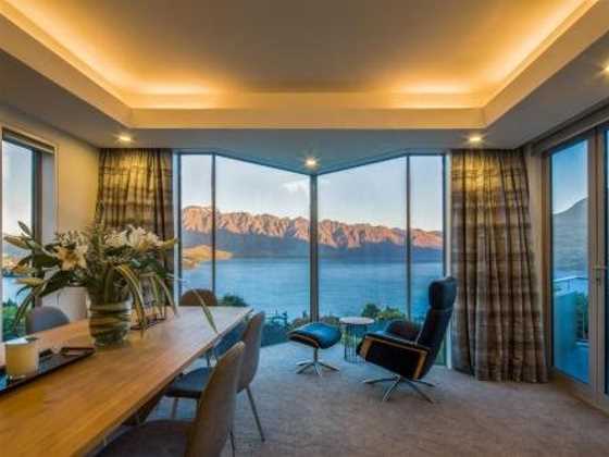 Infinity Collection-Queenstown Luxury House-Ask before book