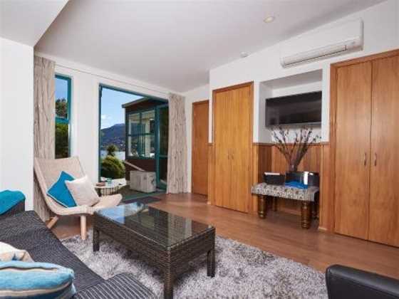 Lake Terrace - Queenstown Holiday Unit