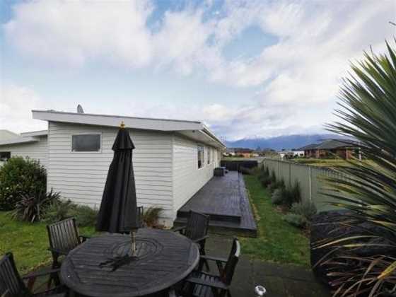 Peaceful Panorama - Te Anau Holiday Home