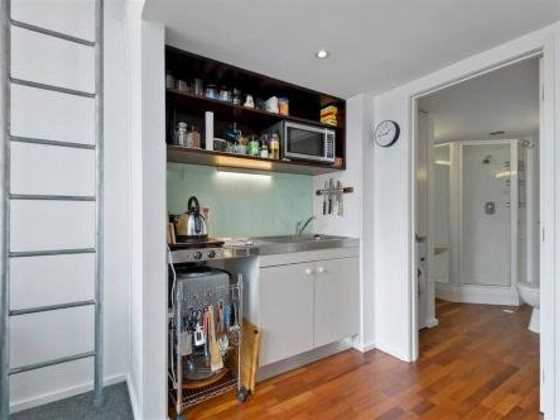 Superb Centrally Located Apartment! Free Parking