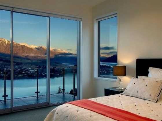 Bel Lago - every room with a lake view