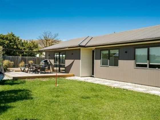 Cromwell Charmer - Cromwell Holiday Home