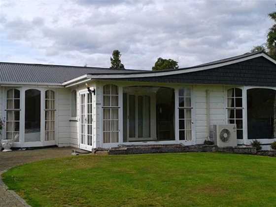Te Anau Holiday Houses - Lakeside House