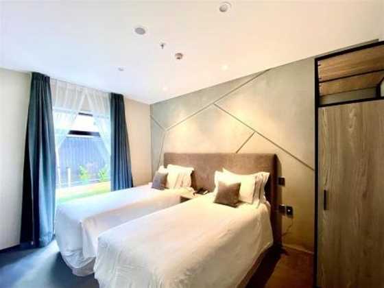 Whitewood Suites Inner City Luxury Apartments