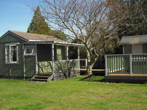 Te Aroha Holiday Park and Cottages (Pet-friendly)