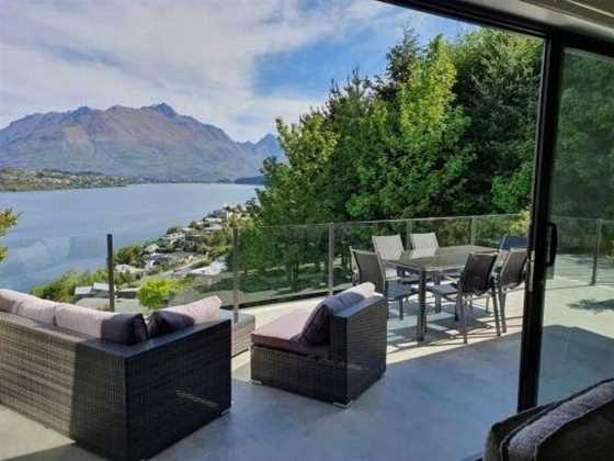 Queenstown Townhouse - Fabulous Alpine Views