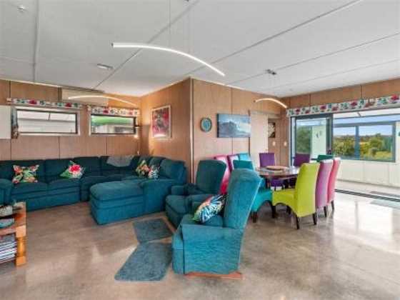 Happy Families on Hanlen - Waihi Beach Holiday Home