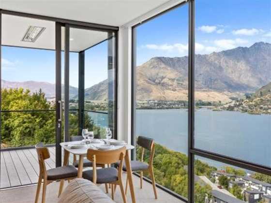 Sierra Views - Queenstown Holiday Home