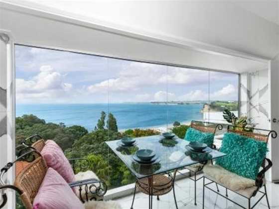 Picture Perfect - Whangaparaoa Holiday Home