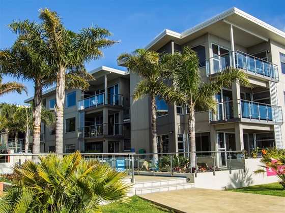 Edgewater Palms Apartments