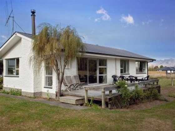 Argelins House - Hanmer Springs Holiday Home