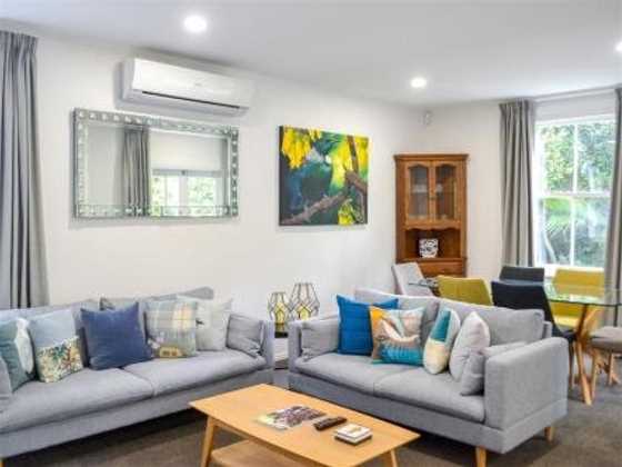 Heritage Renovated 2 Bed Ponsonby Villa