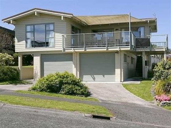 Golders Heights - Taupo Holiday Home