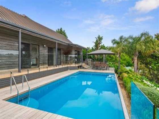 Riverview Landing - Kerikeri Holiday Home