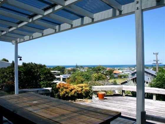 Twin Views - Waihi Beach Holiday Home