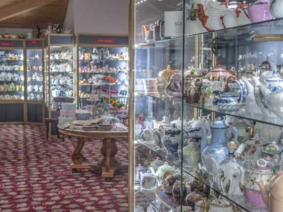 Bygone Beautys Treasured Teapot Museum & Tearooms