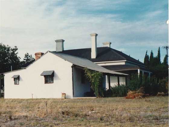 Luhrs Cottage