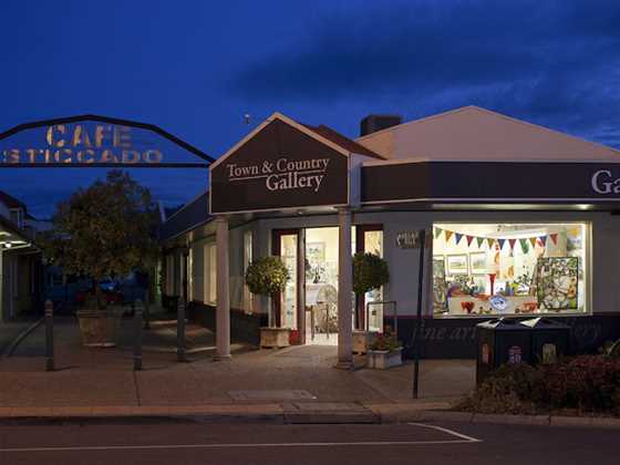 Town & Country Art Gallery Yarragon