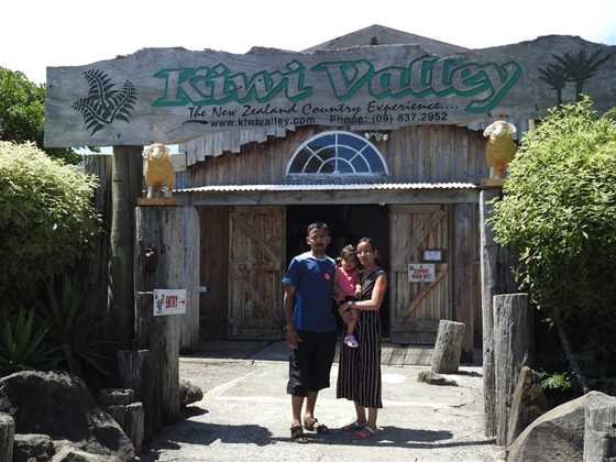 Kiwi Valley Farm Park