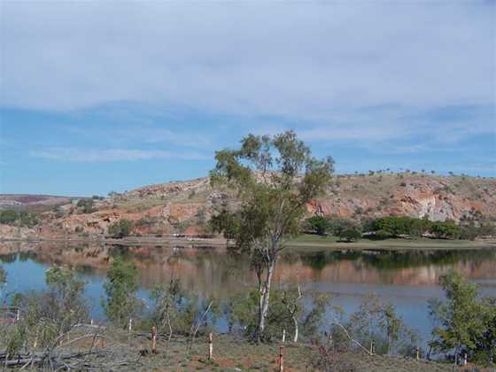 Lake Moondarra