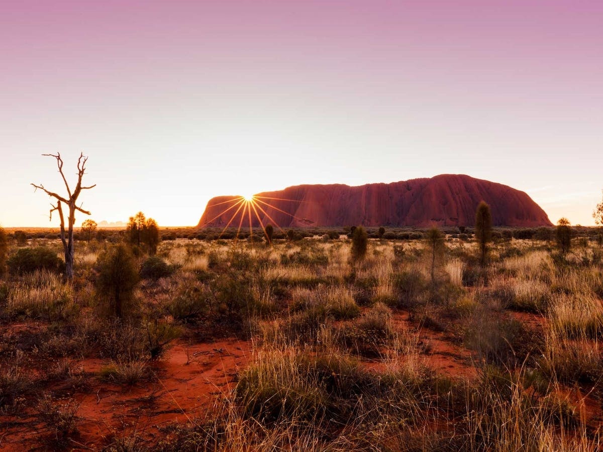 ewelme | Visiting Talinguru Nyakunytjaku for the Best Sunrise and Sunset Views