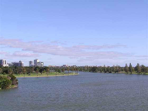 Albert Park Lake