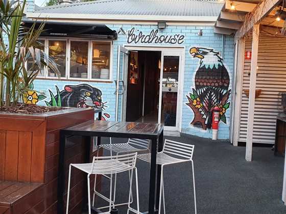 Birdhouse Bar & Kitchen