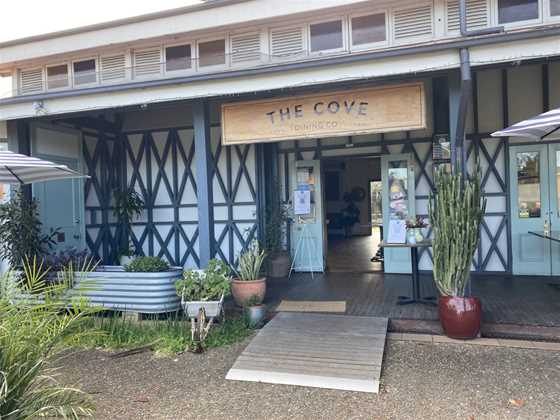 The Cove Dining