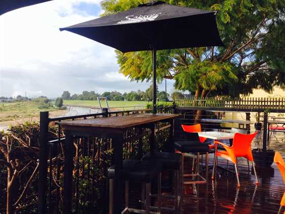 The OrangeTree - Licensed Cafe By The River