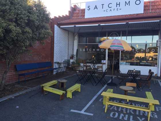 Satchmo Café