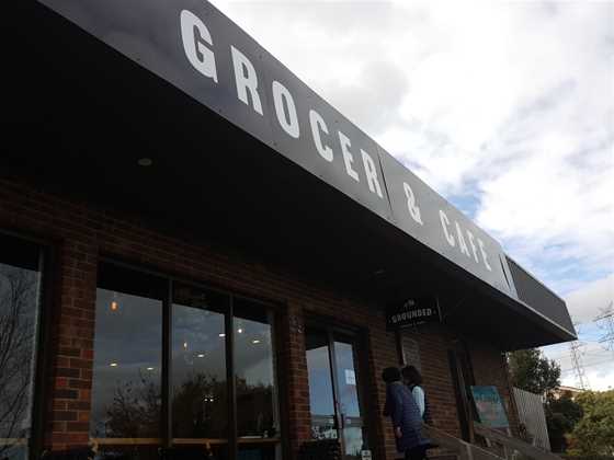 Grounded Grocer And Cafe