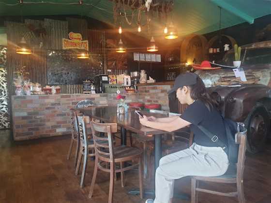 Rustic Ram- Cafe, Bar & Restaurant