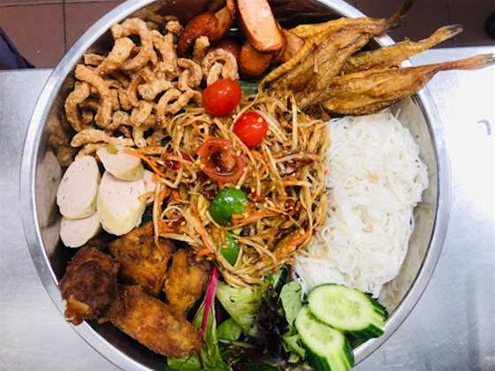 Chim Mai Thai Cuisine