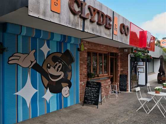 Cafe Clyde & Co
