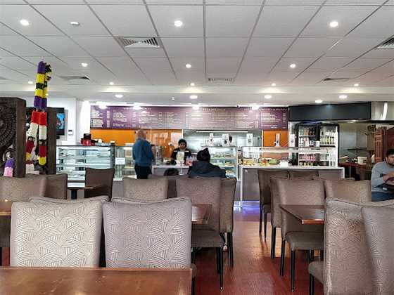 Vel Restaurant & Cafe
