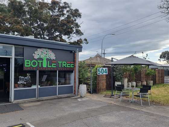 Bottle Tree Cafe, Garden & Aquarium
