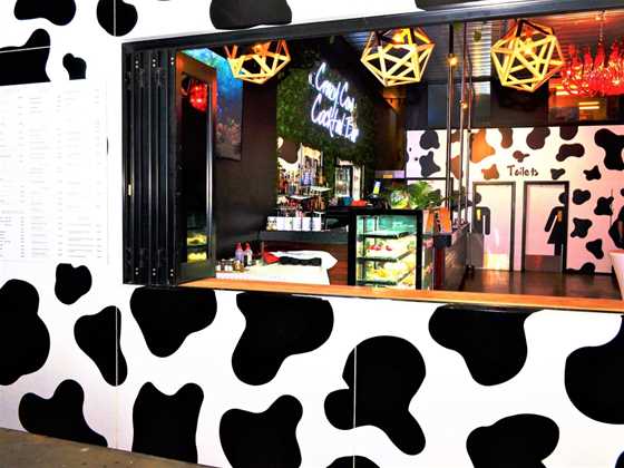 Crazy Cow Cafe & Dessert Bar