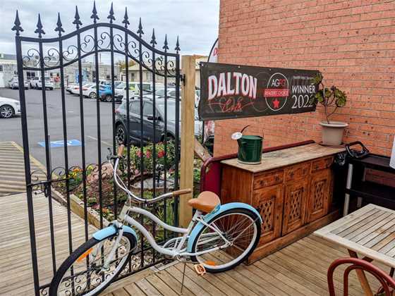 Dalton Cafe