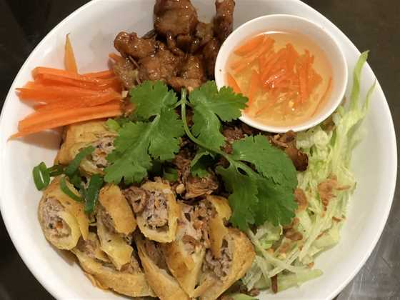 Long Chef Vietnamese
